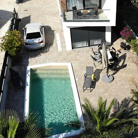 Holiday home Vircek Vir